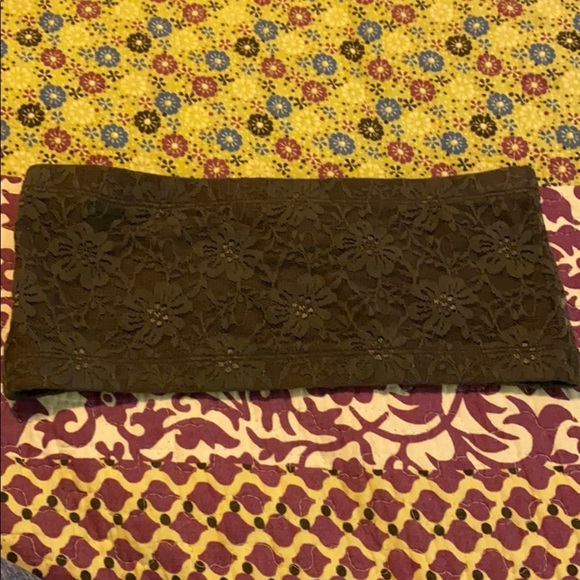 Zenana Outfitters Other - Grey lace bandeau by Zenana outfitters size small